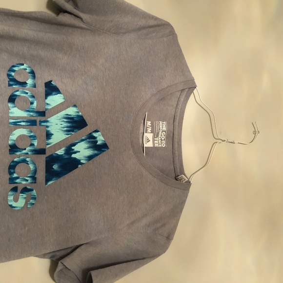 Adidas Tee - Picture 2 of 5